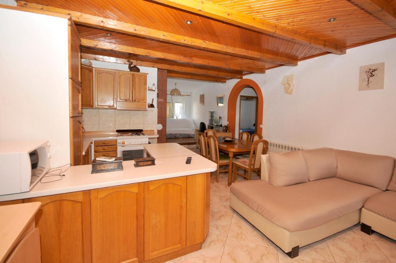 Apartman Elena Trogir Exteriör bild