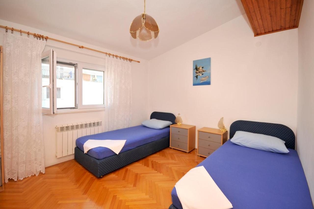 Apartman Elena Trogir Exteriör bild