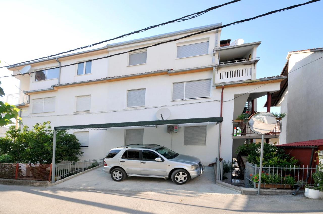 Apartman Elena Trogir Exteriör bild