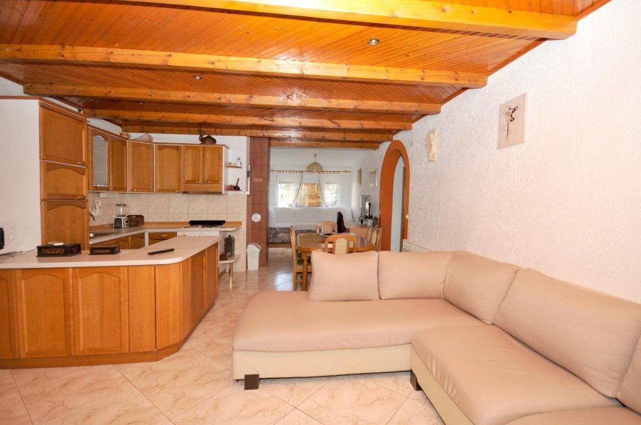 Apartman Elena Trogir Exteriör bild